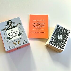 The Literary Witches Oracle: A 70-Card Deck and Guidebook: Oracle Cards